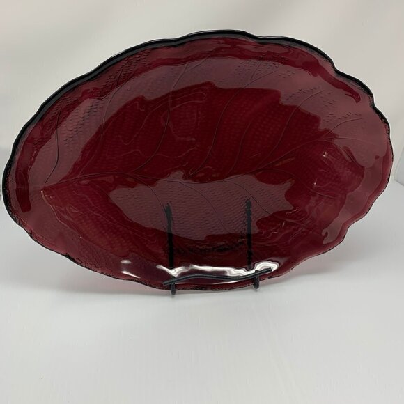 Vintage Purple Glass Platter Leaf Art Glass Serving Platter Charcuterie - Picture 1 of 10